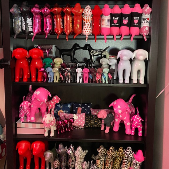 My small collection of VS Pink display dogs - Picture 2 of 13